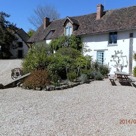 Domaine De Varenne Bed & Breakfast Saint-Amand-en-Puisaye Екстериор снимка